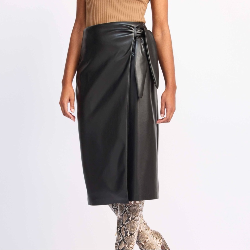 Steve Madden Black Navia Faux Leather Skirt